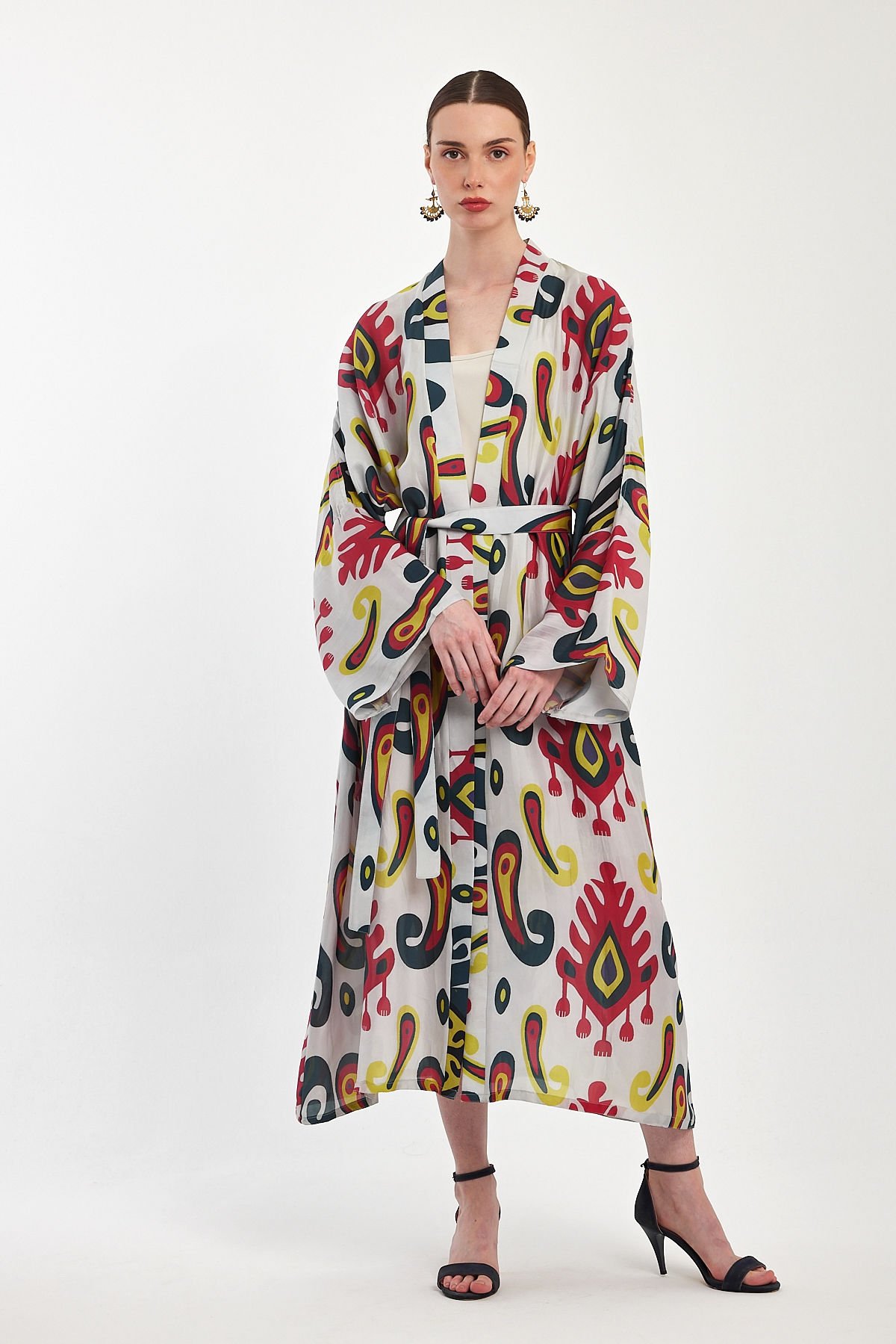 Saf Ipek Özel Tasarım Kimono