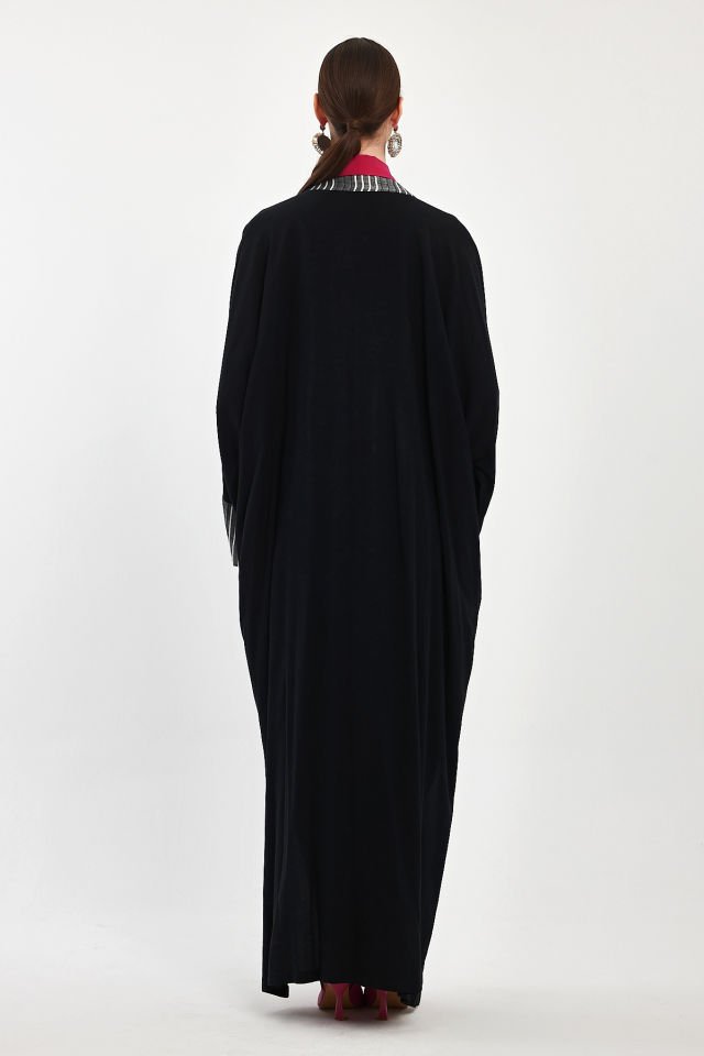 كيمونو بتصميم خاص من القطن والكتان