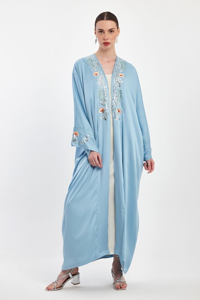 Abaya with Wire and Silk Embroidery on Luxury Silk Fabric