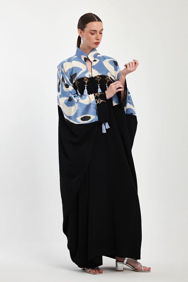 قماش حرير إيكات منسوج يدوياً مع عباية بقطع ذهبية عتيقة