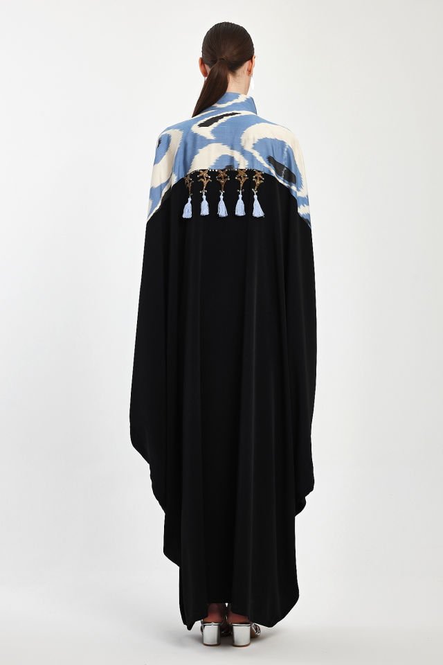 قماش حرير إيكات منسوج يدوياً مع عباية بقطع ذهبية عتيقة