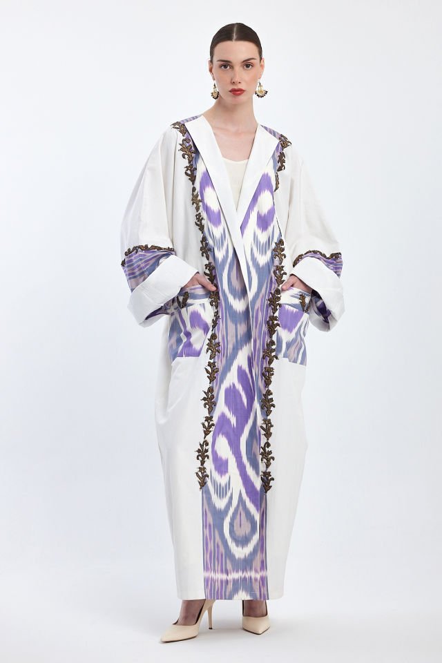 عباية بقطع قطنية انتيك على قماش قطن إيكات