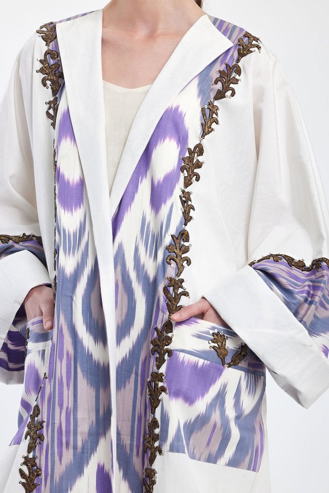 عباية بقطع قطنية انتيك على قماش قطن إيكات