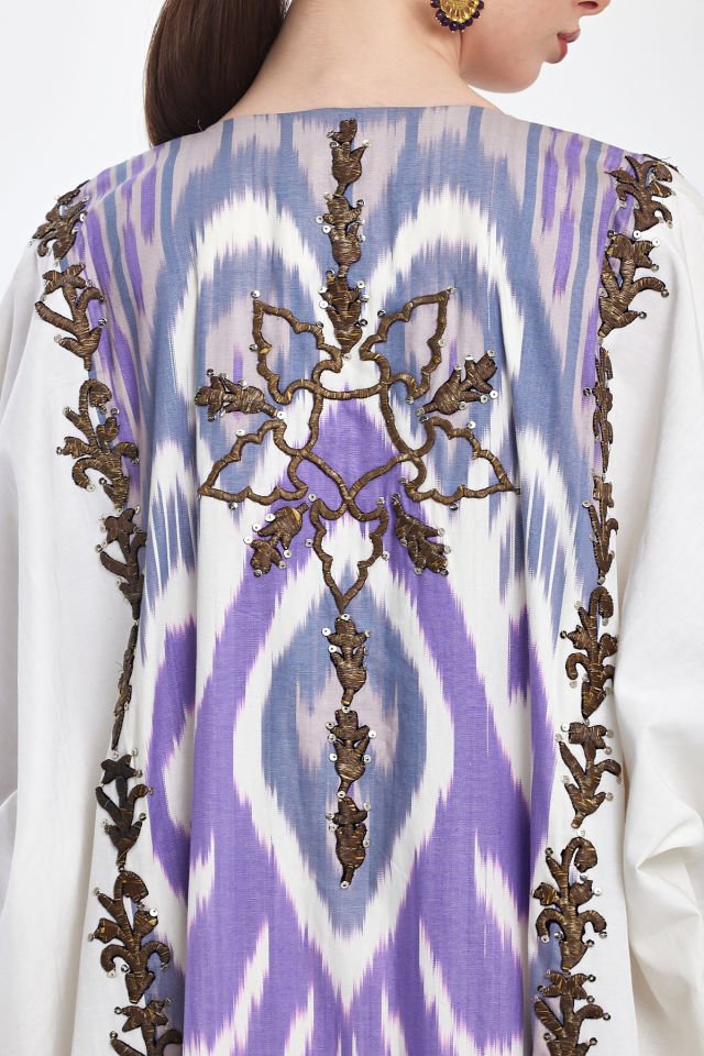 عباية بقطع قطنية انتيك على قماش قطن إيكات