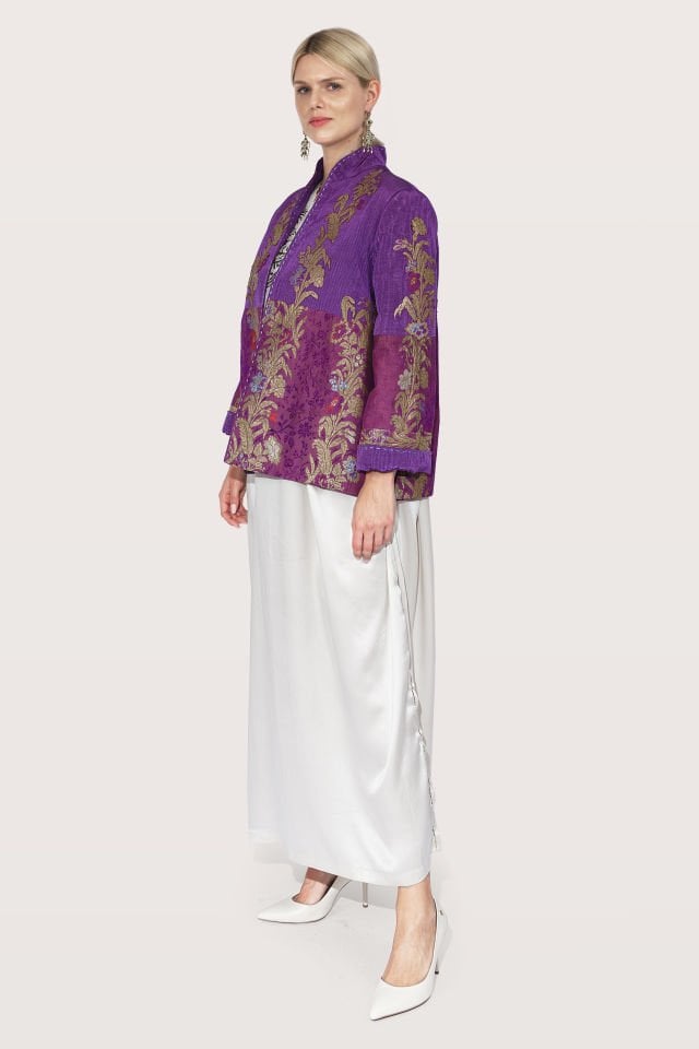 سترة بتصميم خاص من الحرير العتيق