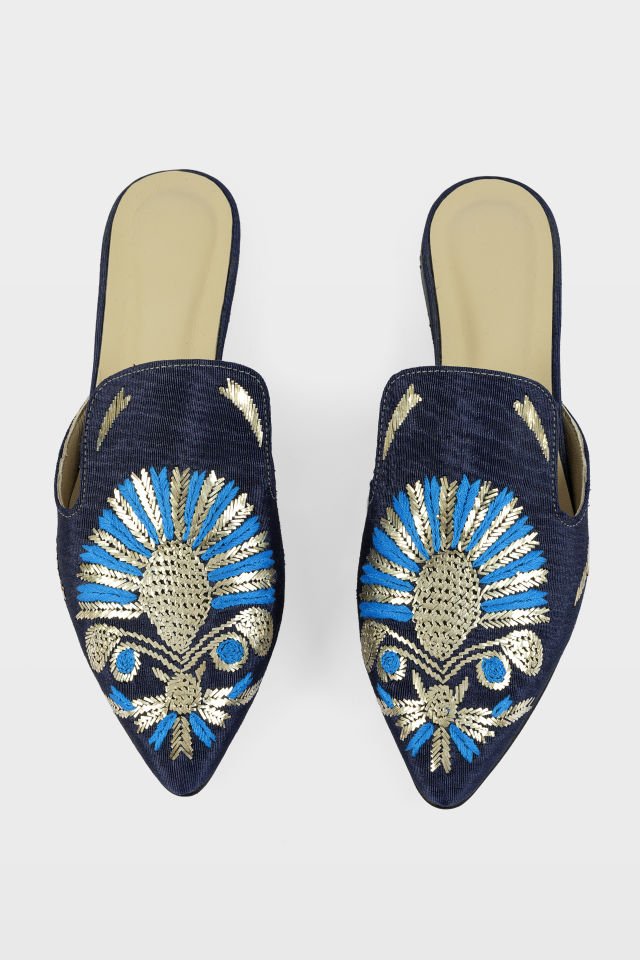 Special Design Silk Hand-Woven Slippers