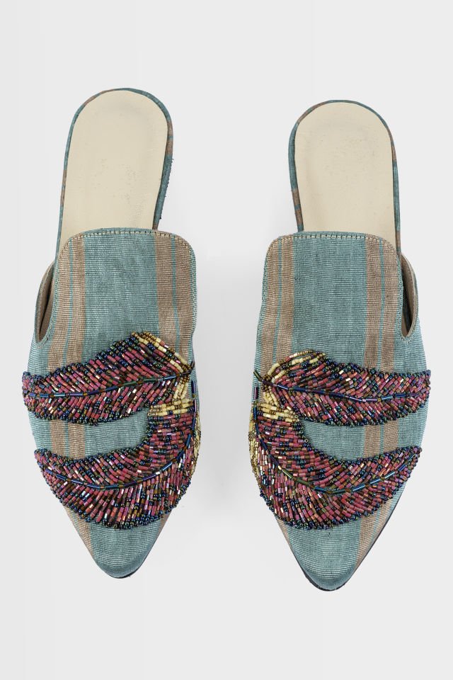 Special Design Silk Hand-Woven Slippers