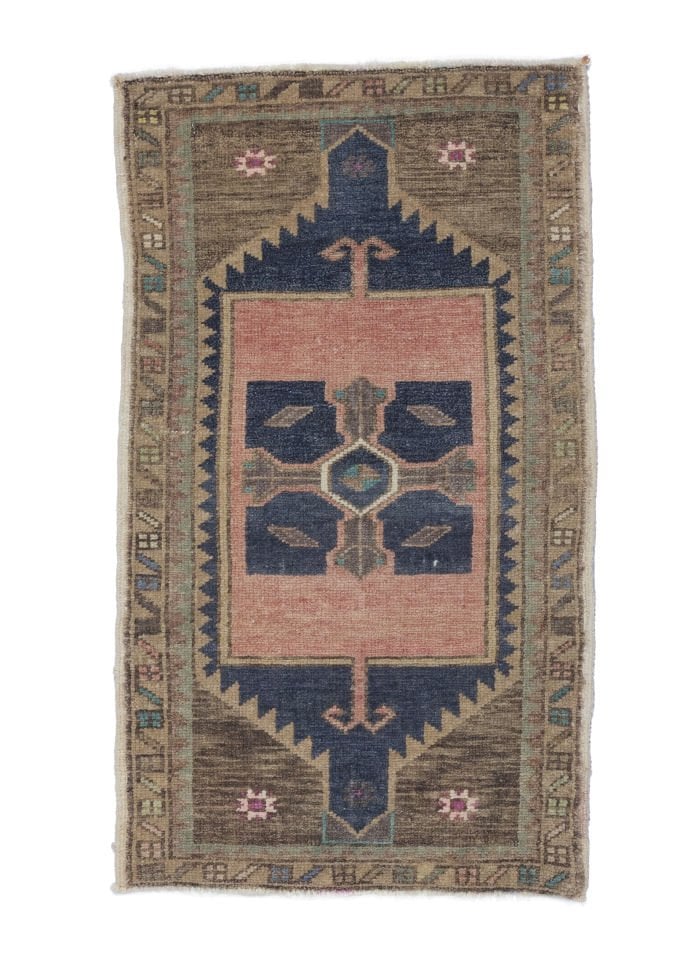 Semi-Antique Konya Rug