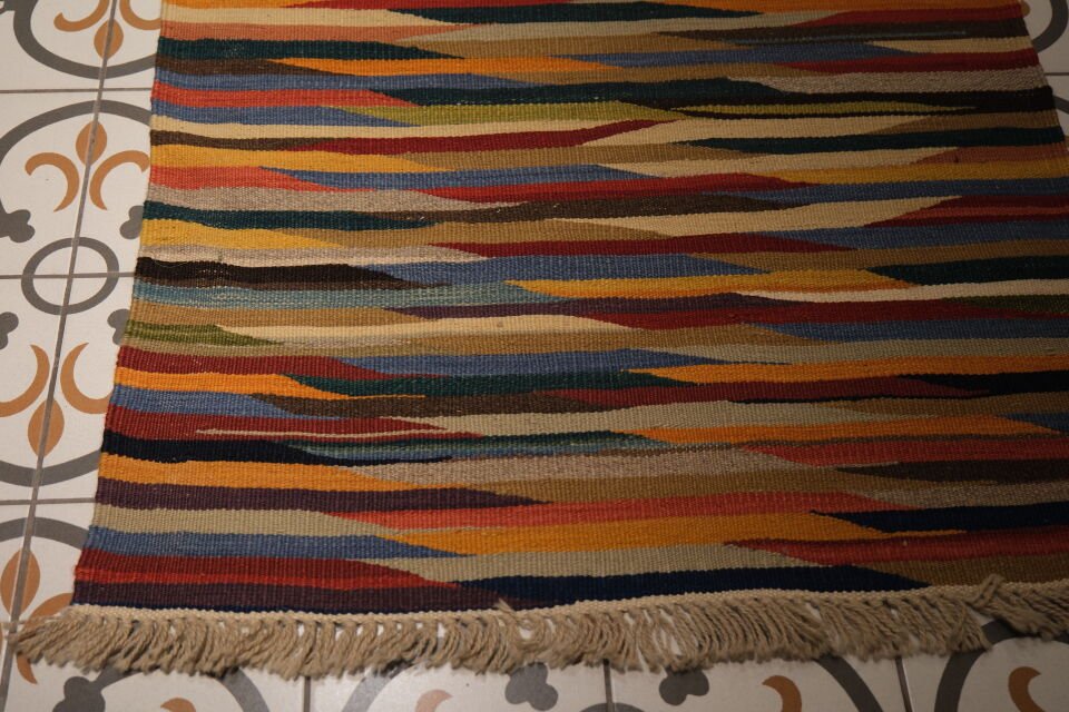 Handwoven Multicolor Turkish Kilim Runner – Contemporary Wave Pattern (81x302cm)