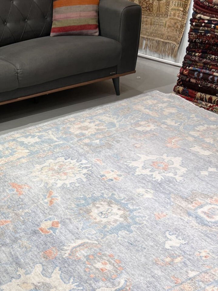 Handwoven Oushak Rug – Soft Pastel Anatolian Design (Oversize)