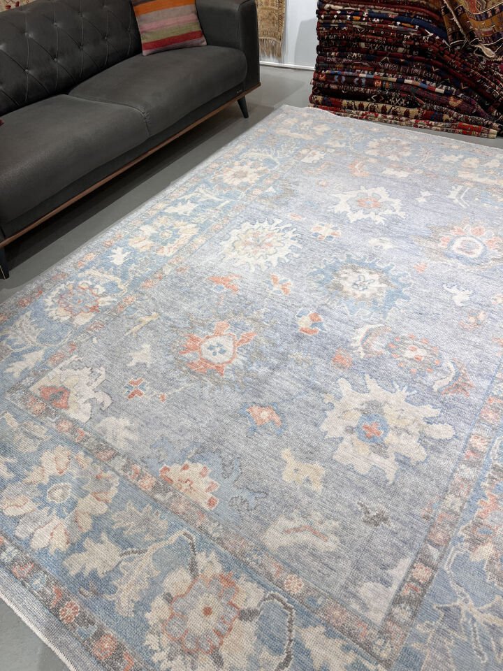 Handwoven Oushak Rug – Soft Pastel Anatolian Design (Oversize)