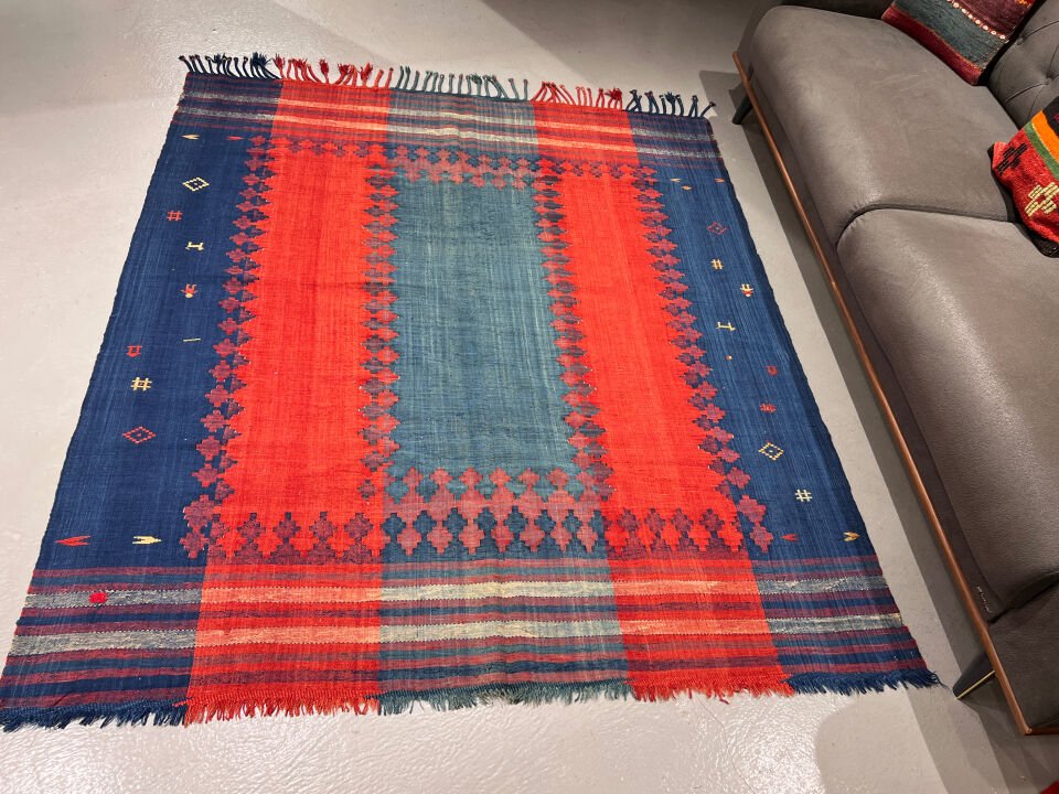 Hand-Spun Wool Caucasian Kilim – Natural Vegetable Dyes & Sumak Motifs | Replica of Antique Caucasian Design