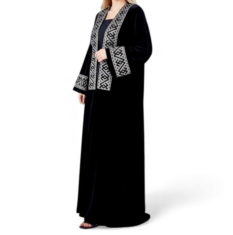 Velvet Abaya – Handcrafted Tel Kirma (Metal Thread Beadwork) | One-of-a-Kind
