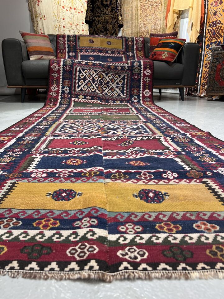 Antique Erzurum Kilim (Circa 1850s) – Natural Dyes & Hand-Spun Wool | Tribal Panel Design