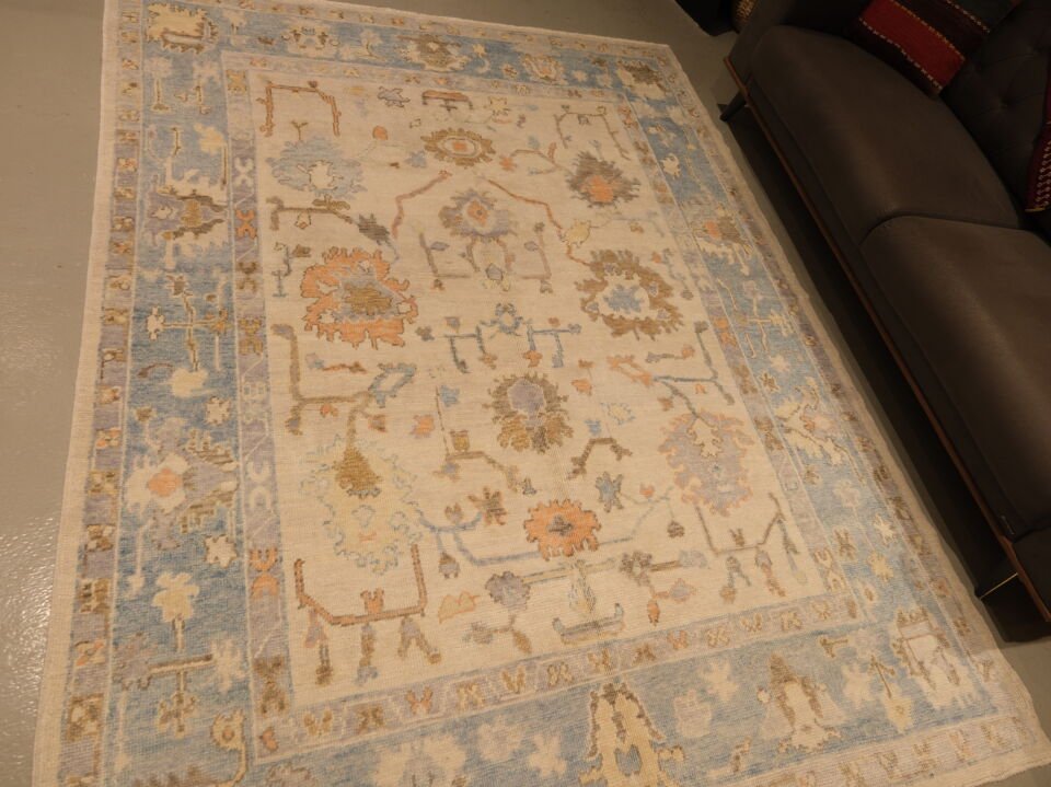 Turkish Oushak Rug – Soft Pastel Anatolian Design (213×283cm)