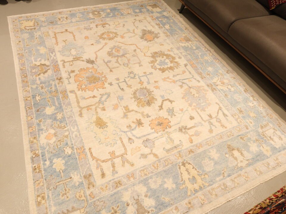 Turkish Oushak Rug – Soft Pastel Anatolian Design (213×283cm)