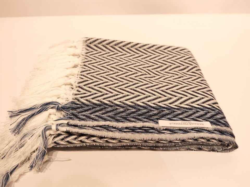 Navy Blue Chevron Peshtemal