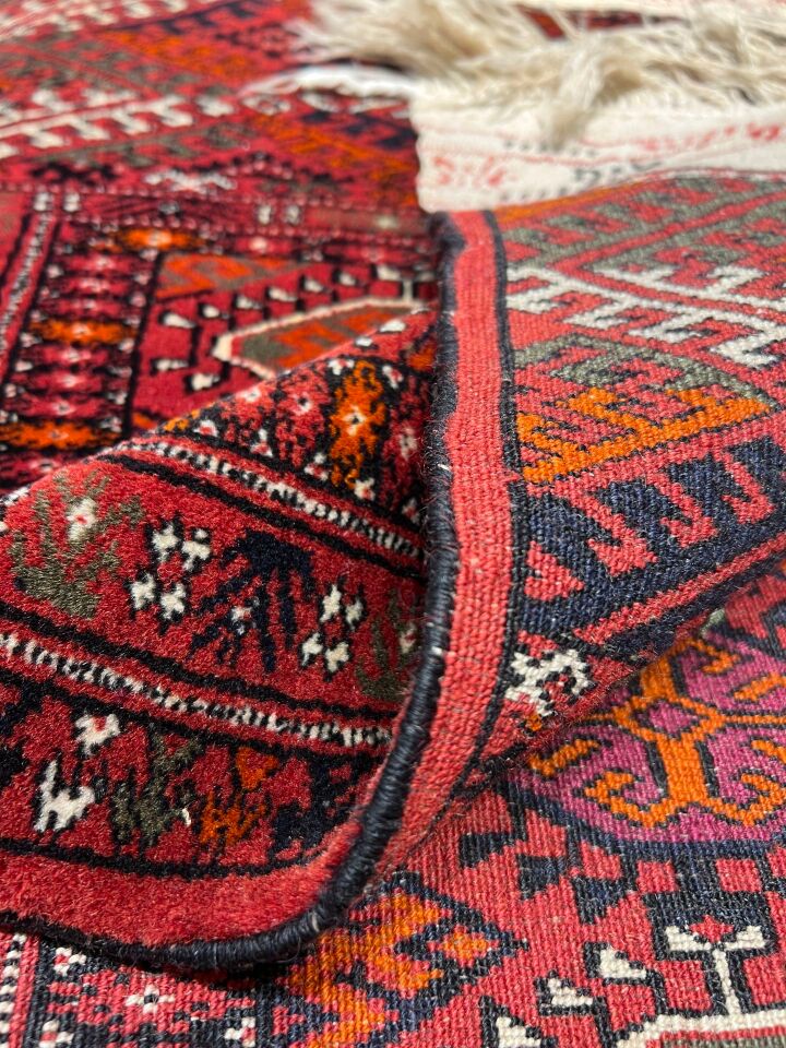 Antique Tekke Bukhara Rug - Circa 1920s Single-Knot Hand-Knotted Turkmen Carpet